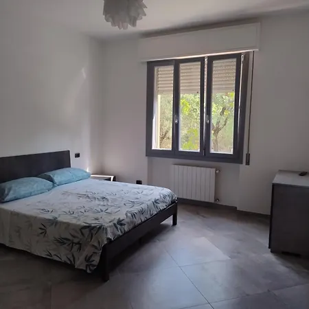 5 Terre Italian Delight Black